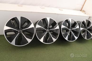 Cerchi in lega Audi Q6 Q6L SQ6 ETron Sportback 21