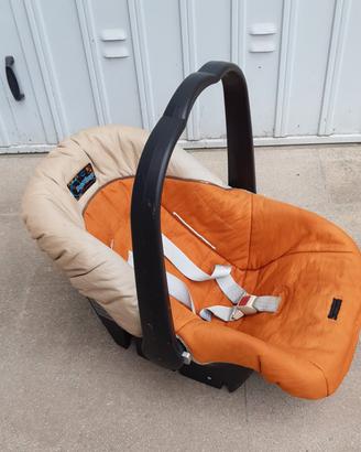 Peg Perego primo viaggio seggiolino e 2 giochi