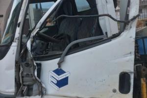 Cabina  o porta sinistra  Mitsubishi Canter