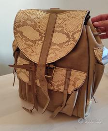 Zaino in vera pelle con inserti pitonati