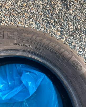 VENDUTO Treno Gomme Invernali Michelin Alpin