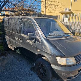 Mercedes Vito W638.