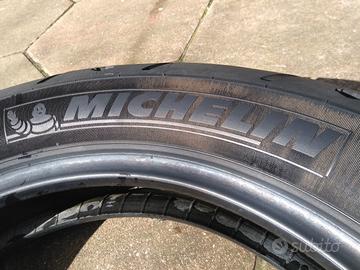 150 80 B 16 77 H Michelin Harley Davidson Scorcher