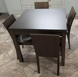 Tavolo in legno allungabile