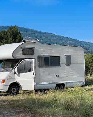 Camper Mansardato ford transit 2.5