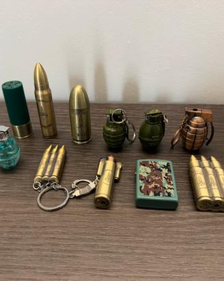 Collezione 11 accendini tipo militare