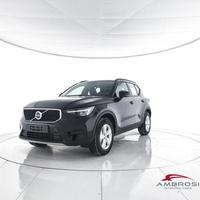 VOLVO XC40 B3 Mild hybrid Benzina Essential