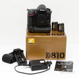 Nikon D810 + MB D12  solo 5200 scatti