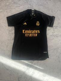 Maglia Real Madrid taglia S nuova con cartellino