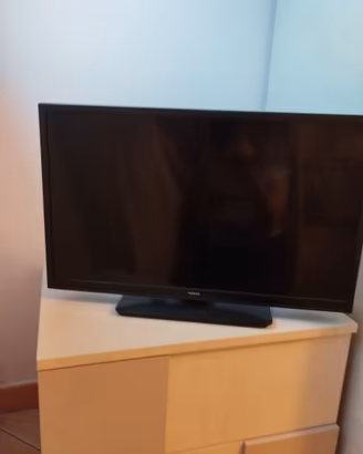 TV Nokia 24" HD con Android TV e alimentazione 12V