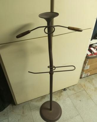 SERVO MUTO PORTA ABITI in ferro battuto 
