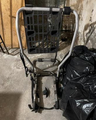 Porta biciclette per auto