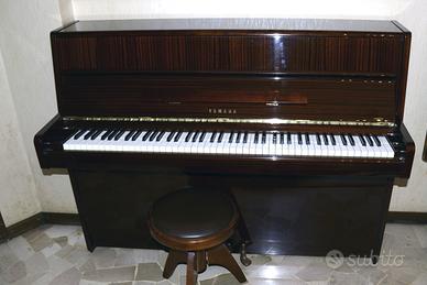 Pianoforte verticale yamaha hamamatsu c 2554465