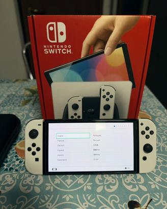 Nintendo Switch Oled Bianca+SD 128gb+accessori