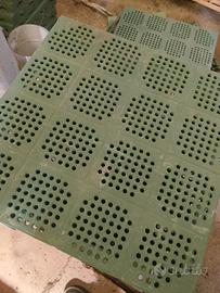 Grigliato plastico per stalla 40×40 / 73 pz