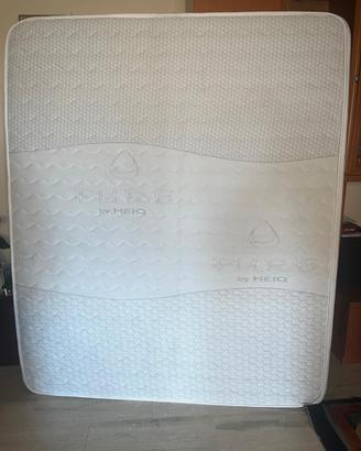 Materasso matrimoniale Pure by Heiq + rete inclusa