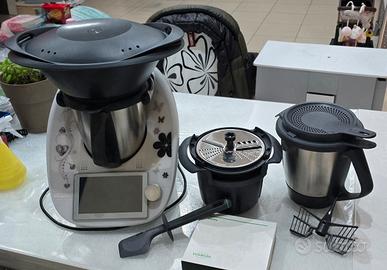 Bimby TM6 + secondo boccale + affettatutto