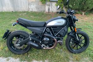 Ducati Scrambler 800 Icon Dark Tagliandata