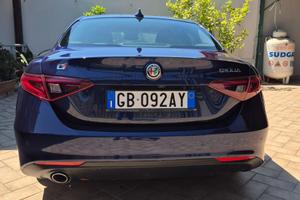 Giulia 2.2 TD 160 CV AT8 Executive