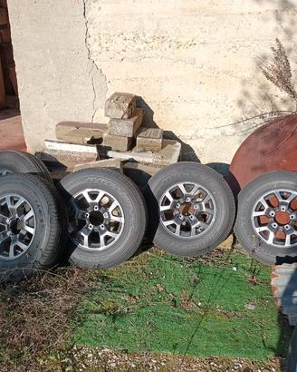 4 cerchi nuovi gommati nuovi per suzuki 