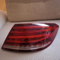 stop posteriore Mercedes c207 