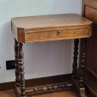 Tavolino da Lavoro in Noce fine 800