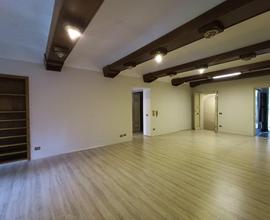 Ufficio a - Centro storicoLucca