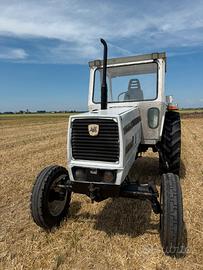 Trattore Lamborghini 1056