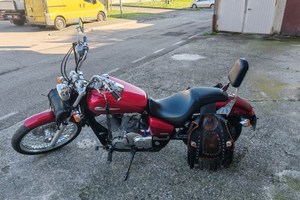 Honda shadow vt750c2