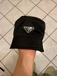 Cappello da pescatore in Re-Nylon PRADA