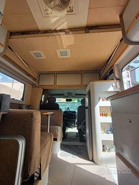 CAMPER SEMINTEGRALE MONOSCOCCA 2800TD