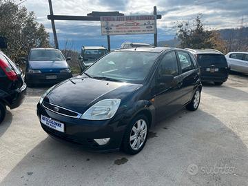 Ford Fiesta 1.4 tdci 68cv ghia 