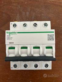 Magnetotermico schneider c16 3p-+n