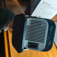 Proiettore video wifi e Bluetooth 