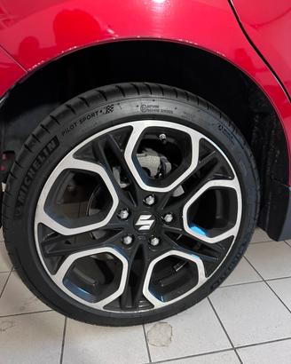 Suzuki Swift Sport 2021