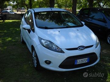 Ford Fiesta 1.2 82CV 3 porte Titanium