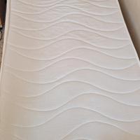 Letto singolo con rete in doghe e  materasso 