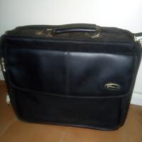 Borsa Targus (semi nuova) parti in pelle