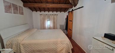 Casa indipendente 1-2 piano con cantina/garage