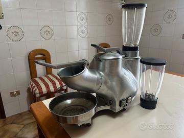 Gruppo bar spremiagrumi frullatore e tritaghiaccio