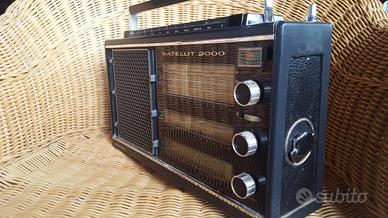 Radio Grundig Satellit 2000 vintage