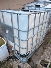 2 cisterne da 1000L in plastica
