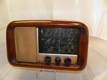 Radio a valvole anni 50"