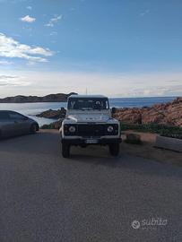 LAND ROVER DEFENDER 90