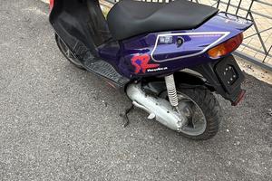 Aprilia replica sr 50