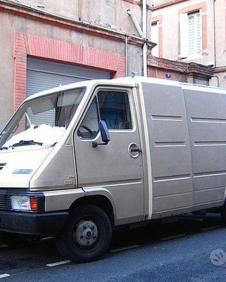 Parabrezza Renault Master da 1980