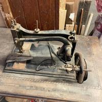 Macchina da cucire del 1890 Haid & Neu
