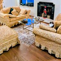 Coppia di divani +puff marca B&B Italia.