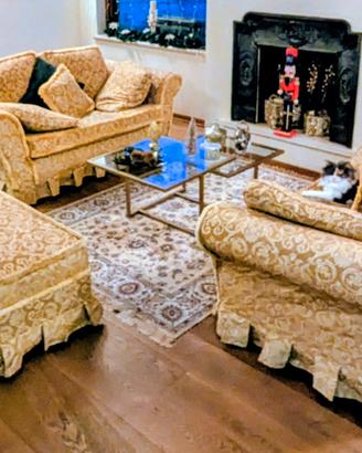 Coppia di divani +puff marca B&B Italia.