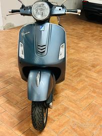 VESPA GTS 300 a.b.s.
